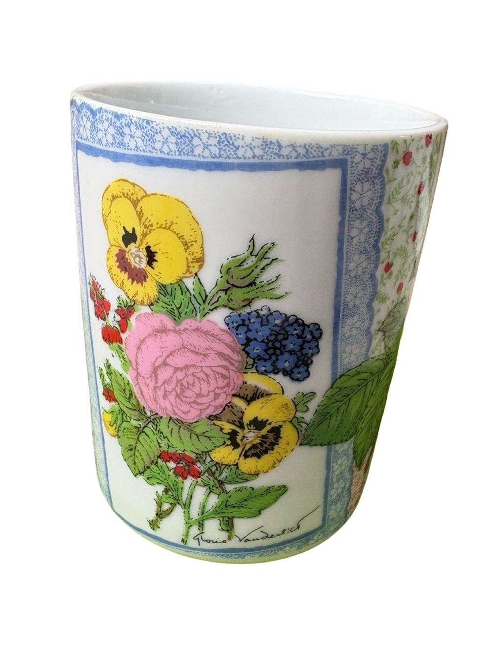 1976 Rare Vintage Gloria Vanderbilt Cup My Collage Collection Fine China Signed